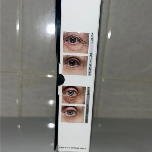 Peter Thomas Roth Black Instant Firmx Eye Tightener Tube - Picture 2 of 4